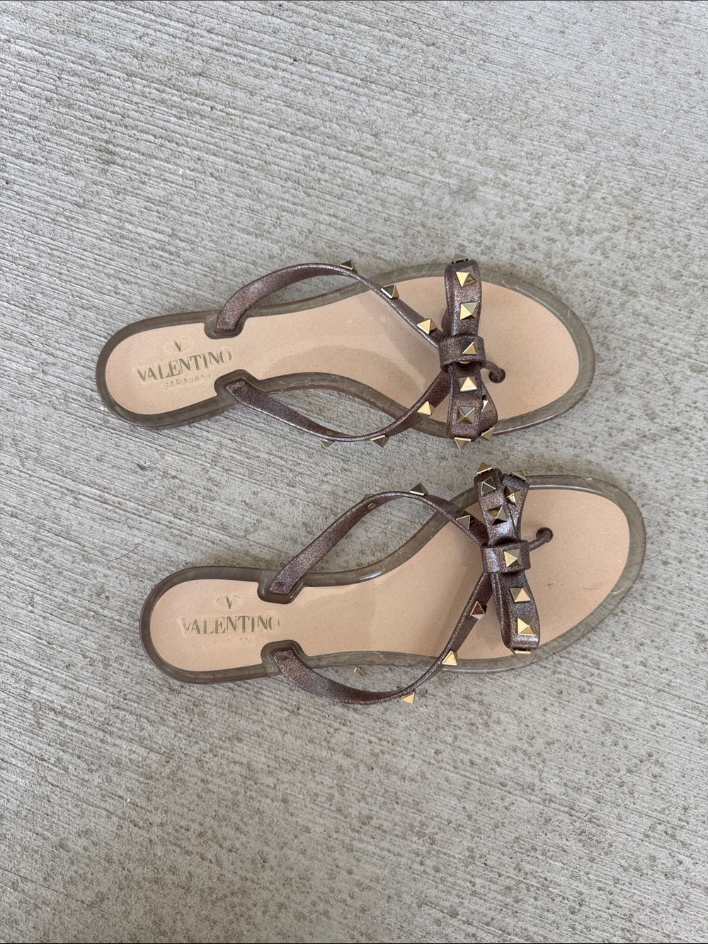 Valentino Garavani Rockstud Jelly Thong Sandals